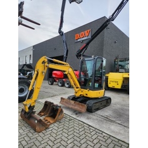  Image Komatsu PC26MR-3